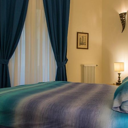 B&B Univercity Неаполь Экстерьер фото